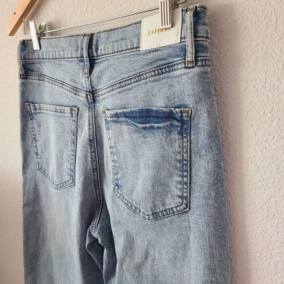 Express US Womens 6R Light Wash Distressed Straight Ankle Jeans High Rise NEW - Picture 5 of 12